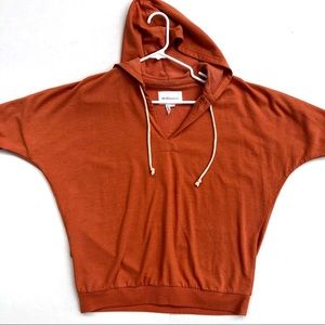 BCBG 1/2 Sleeve Hoodie Size Extra Small